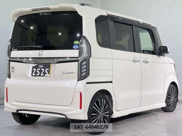 Honda N BOX 2017-09 212178-8