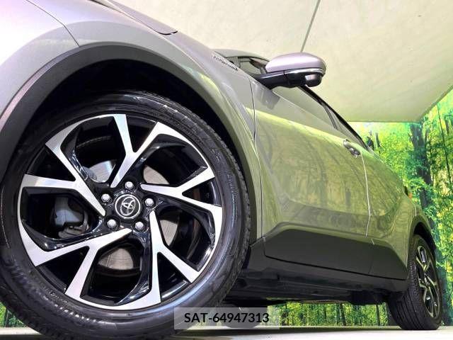 Toyota C-HR 2017-07 264156-13