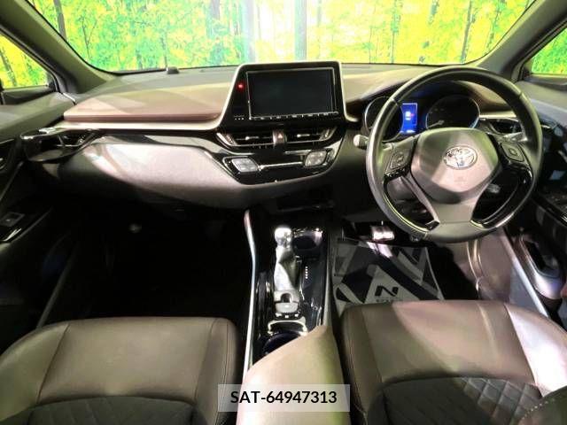 Toyota C-HR 2017-07 264156-1