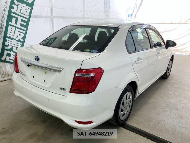 Toyota COROLLA AXIO 2019-03 236126-4
