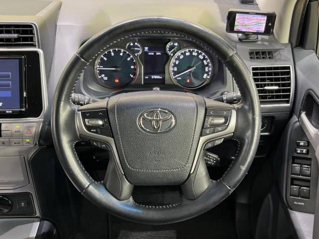 Toyota PRADO 2018-04 184754-11