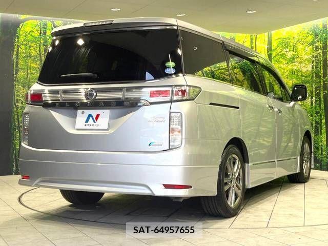 Nissan ELGRAND 2013-02 211531-18
