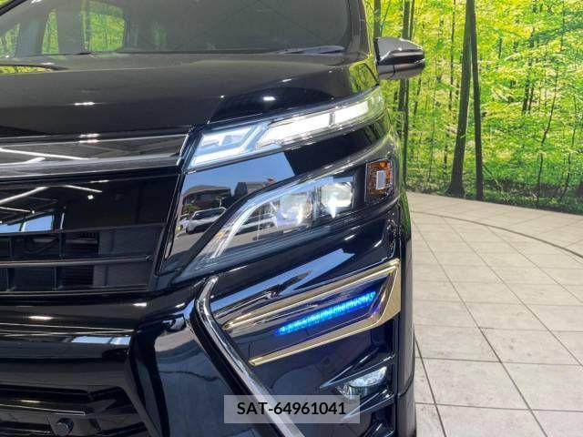 Toyota VOXY 2020-05 321682-13