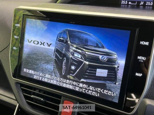 Toyota VOXY 2020-05 321682-2