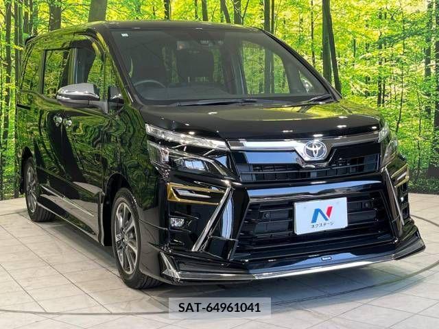 Toyota VOXY 2020-05 321682-17