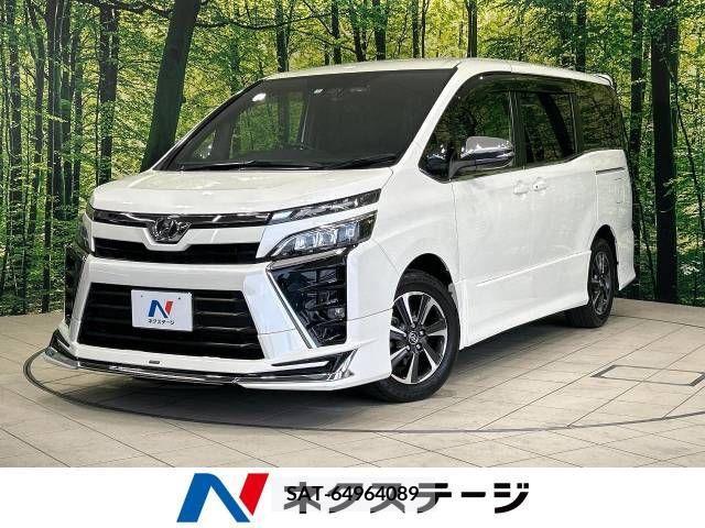 Toyota VOXY 2017-11 370393-0
