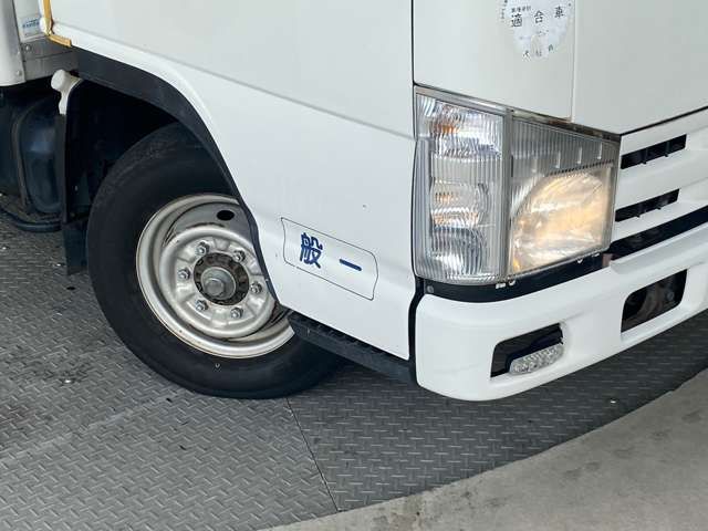 Isuzu ELF TRUCK 2009-06 8622-8