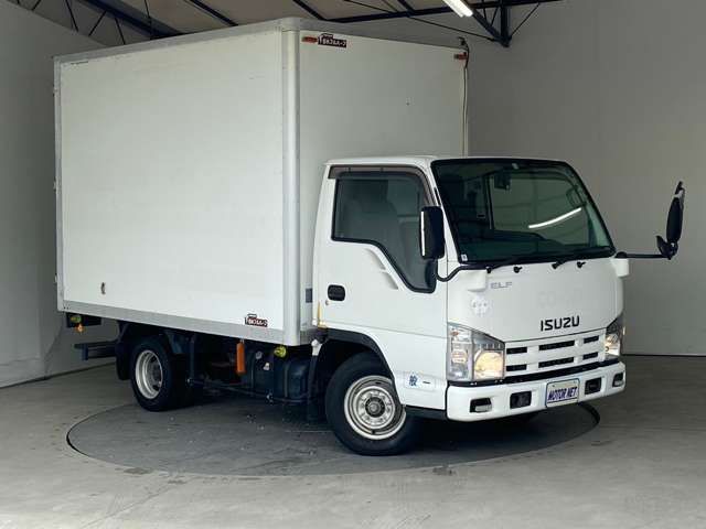 Isuzu ELF TRUCK 2009-06 8622-7