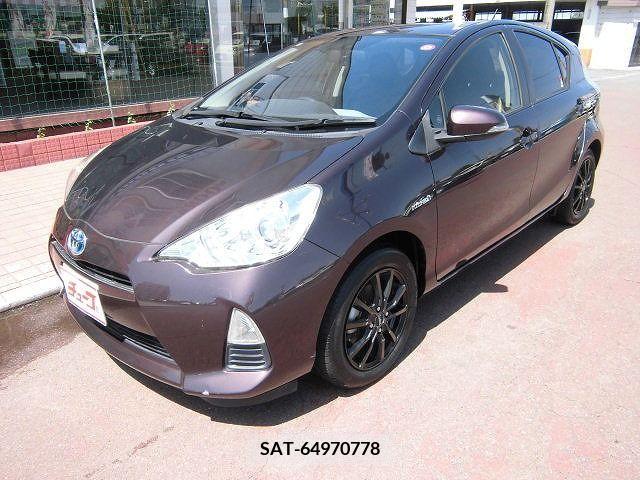 Toyota AQUA 2014-08 291995-0