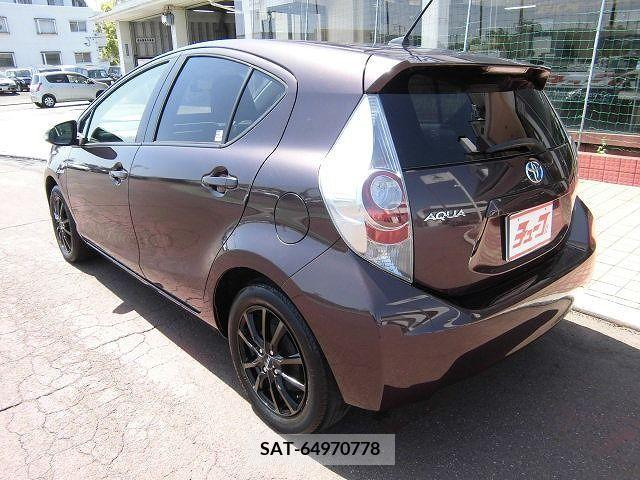 Toyota AQUA 2014-08 291995-2