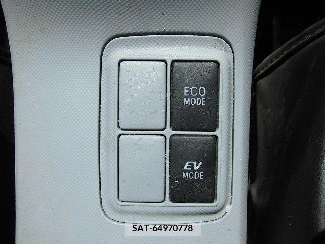 Toyota AQUA 2014-08 291995-11