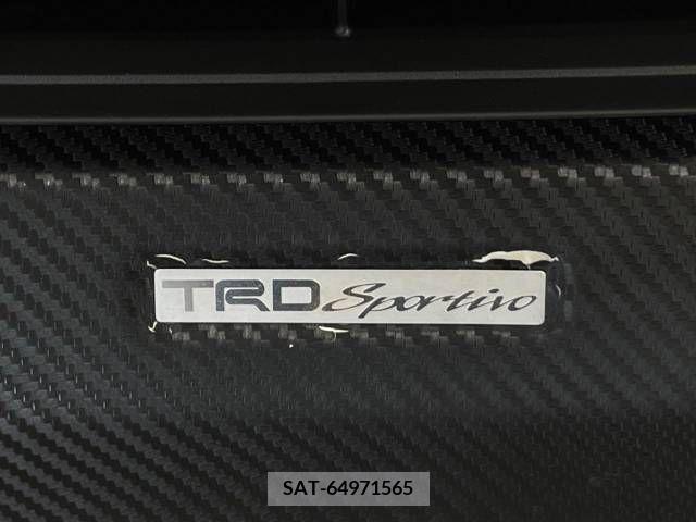 Toyota VOXY 2015-07 370471-2