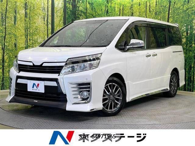 Toyota VOXY 2015-07 370471-0