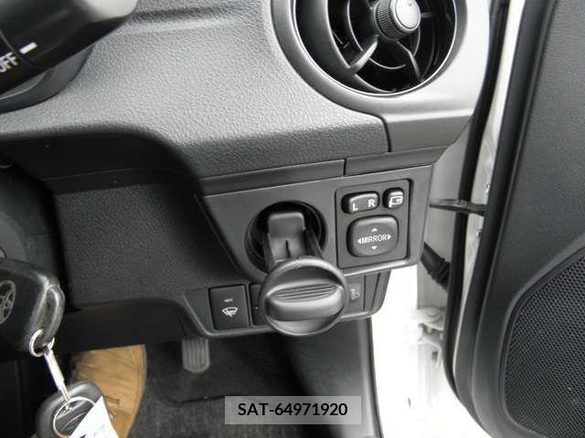 Toyota COROLLA AXIO 2019-06 358010-12