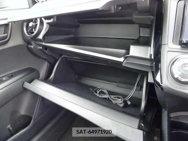 Toyota COROLLA AXIO 2019-06 358010-18