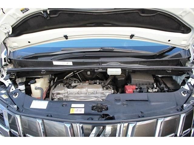 Toyota ALPHARD 2018-01 196344-17