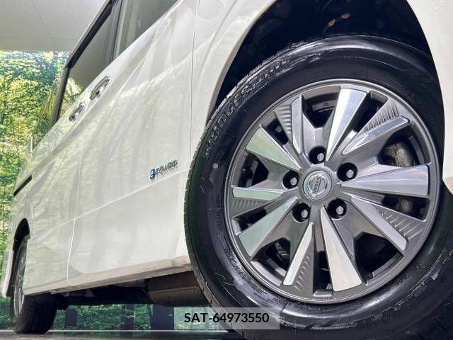 Nissan SERENA 2018-11 382303-14