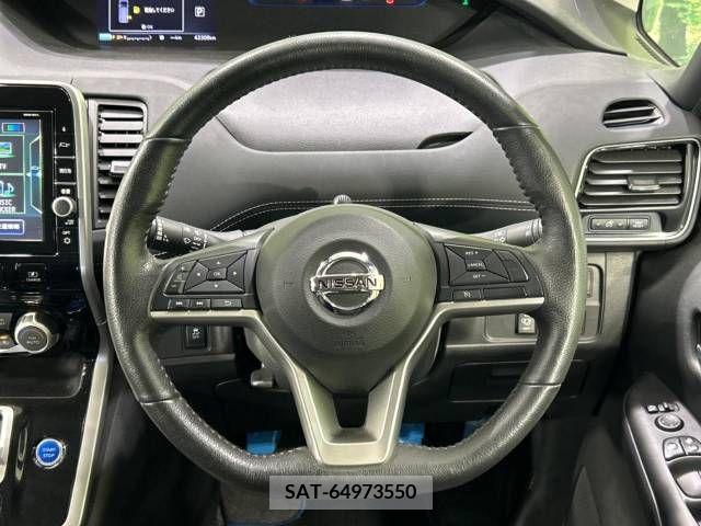 Nissan SERENA 2018-11 382303-12