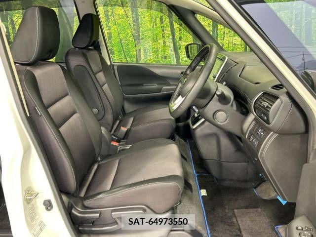 Nissan SERENA 2018-11 382303-8