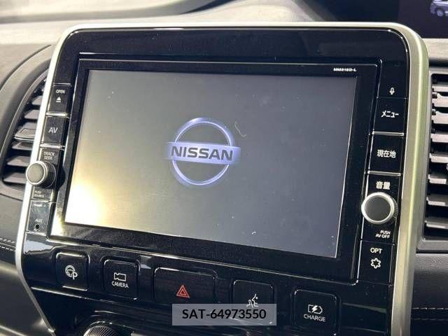 Nissan SERENA 2018-11 382303-3