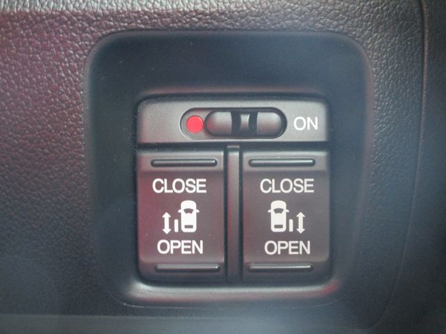 Honda N BOX CUSTOM 2015-04 192054-13