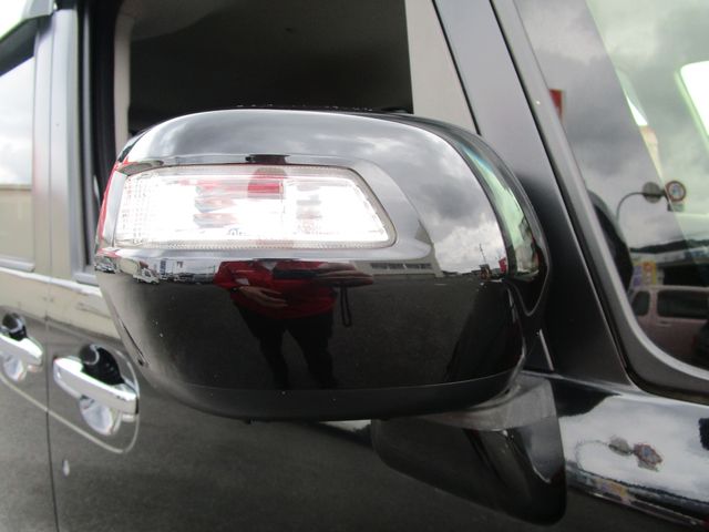 Honda N BOX CUSTOM 2015-04 192054-21