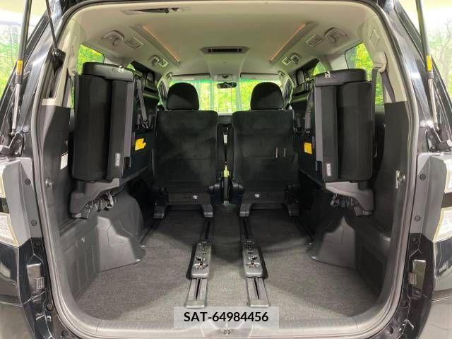Toyota VELLFIRE 2011-04 369673-10