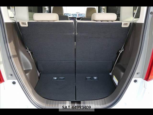 Honda N BOX 2021-05 307335-11