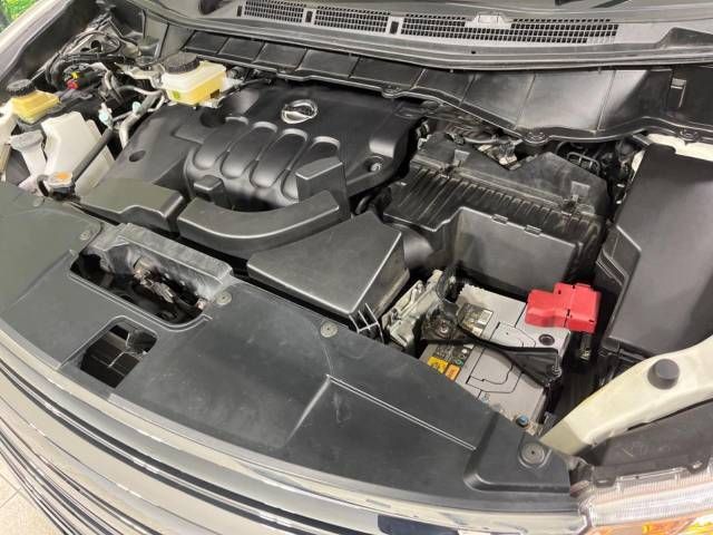 Nissan ELGRAND 2017-08 12810-18