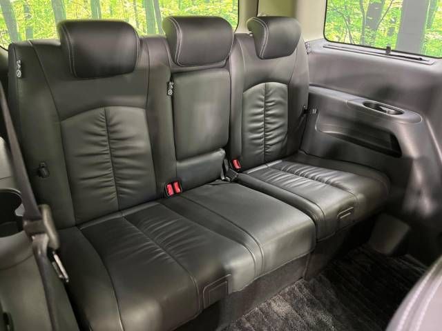 Nissan ELGRAND 2017-08 12810-10