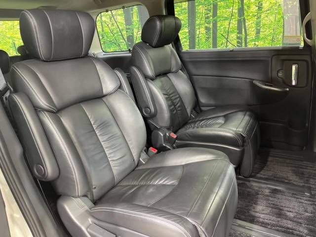 Nissan ELGRAND 2017-08 12810-9