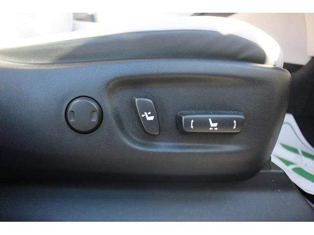 Toyota Mirai 2016-07 190985-4