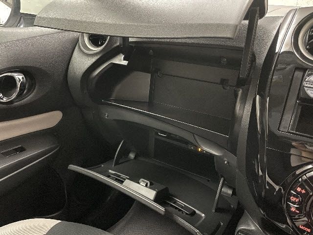 Nissan NOTE 2018-01 4170-27