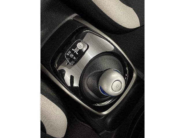 Nissan NOTE 2018-01 4170-17