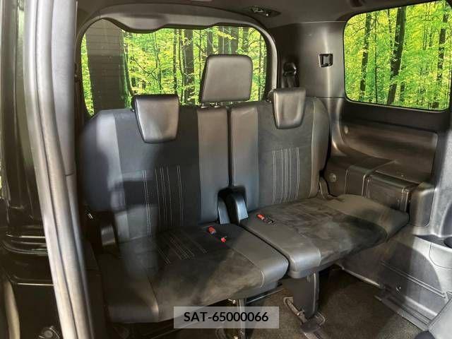 Toyota ESQUIRE 2019-04 221298-9
