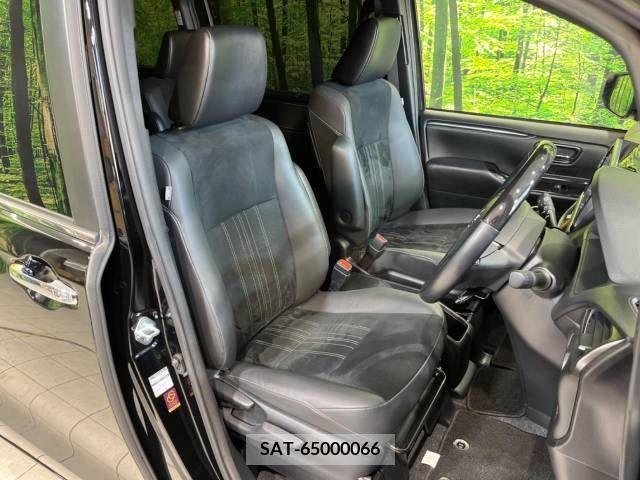 Toyota ESQUIRE 2019-04 221298-7