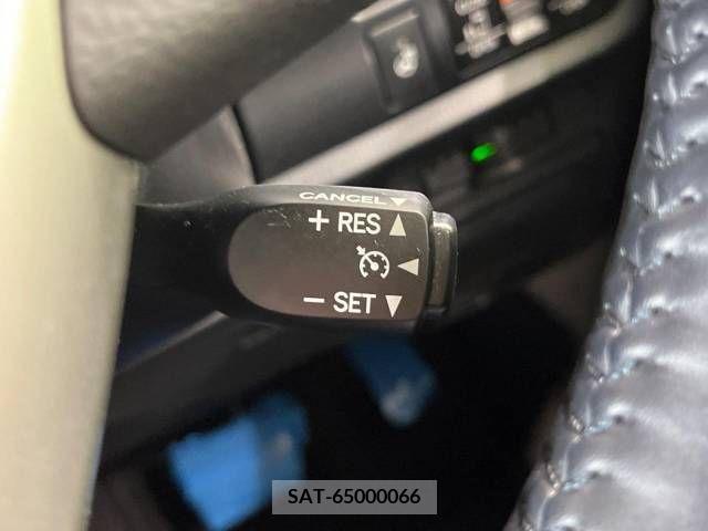Toyota ESQUIRE 2019-04 221298-5
