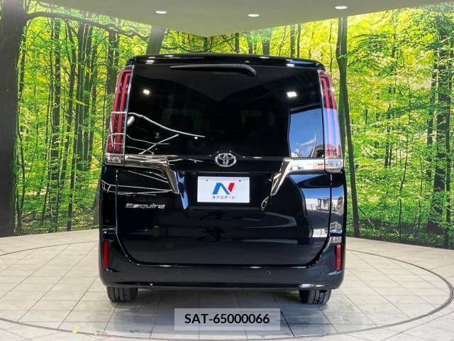 Toyota ESQUIRE 2019-04 221298-15