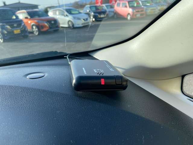 Nissan NOTE 2018-02 188928-14