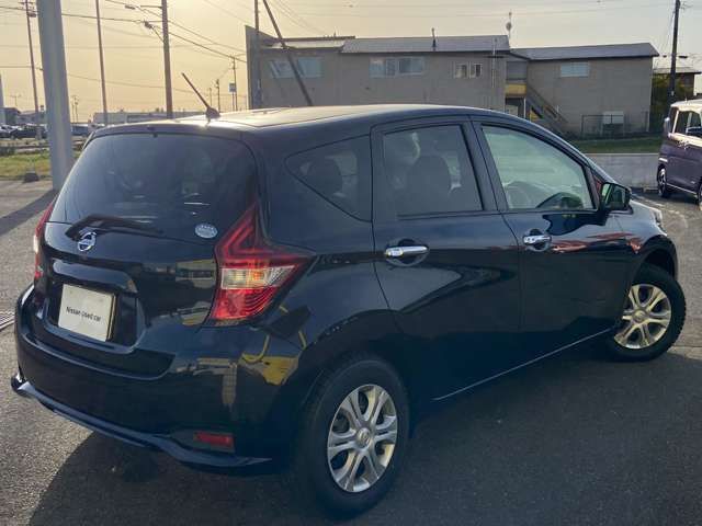 Nissan NOTE 2018-02 188928-1