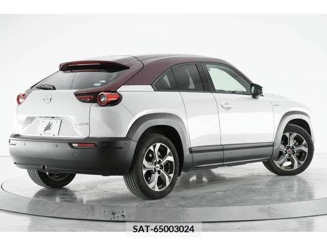 Mazda MX-30 2021-02 216394-1