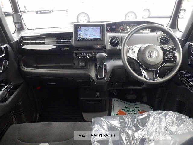 Honda N BOX CUSTOM 2021-02 307304-1