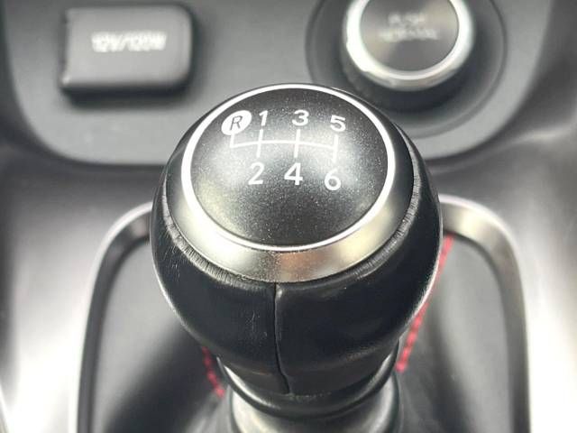 Toyota YARIS 2020-09 11105-2