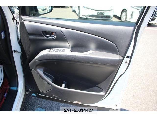 Toyota ESTIMA 2017-08 299236-14