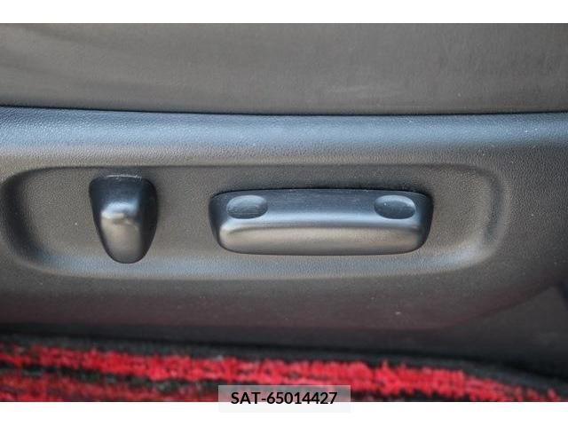 Toyota ESTIMA 2017-08 299236-7