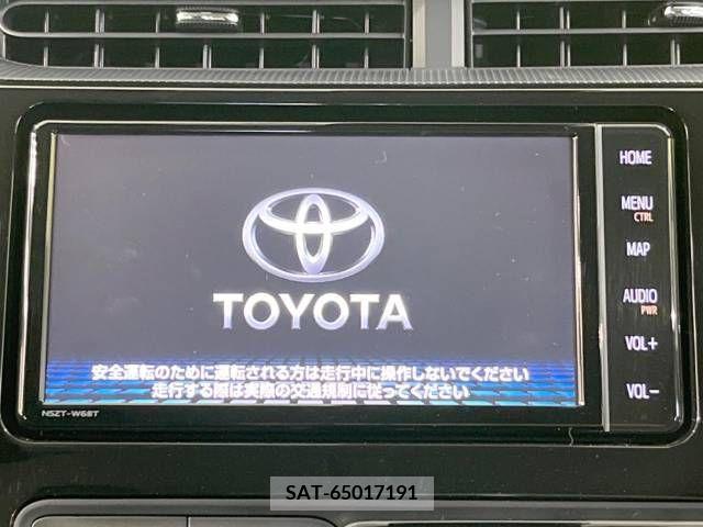 Toyota AQUA 2019-05 215287-2