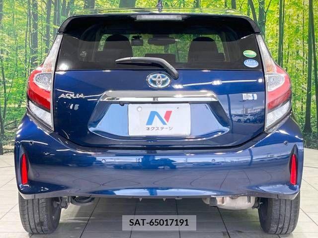Toyota AQUA 2019-05 215287-15