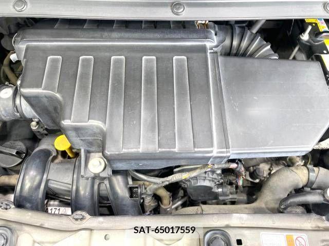 Nissan ROOX 2015-08 323788-18