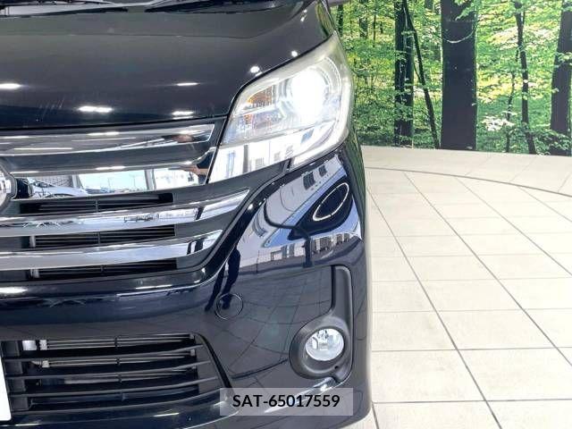 Nissan ROOX 2015-08 323788-12