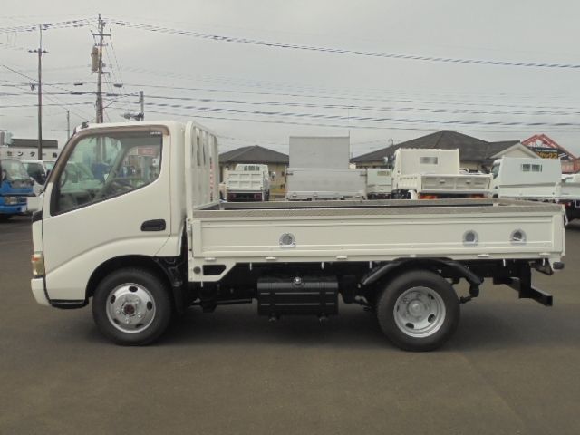 Hino DUTRO 2008-10 24906-3